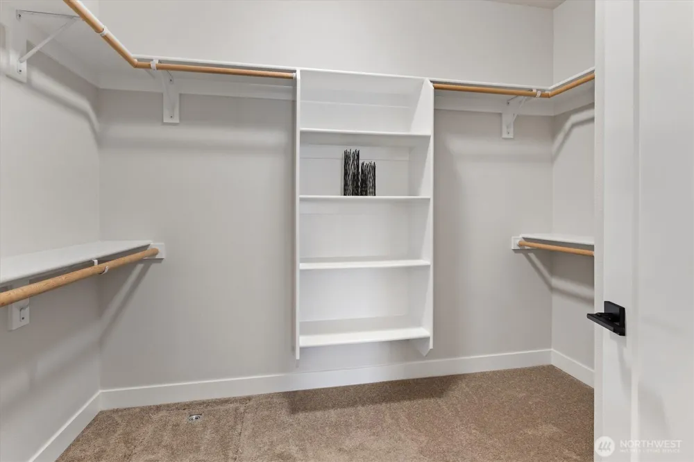 6392 Great Glen Road SW Port Orchard, WA 98367