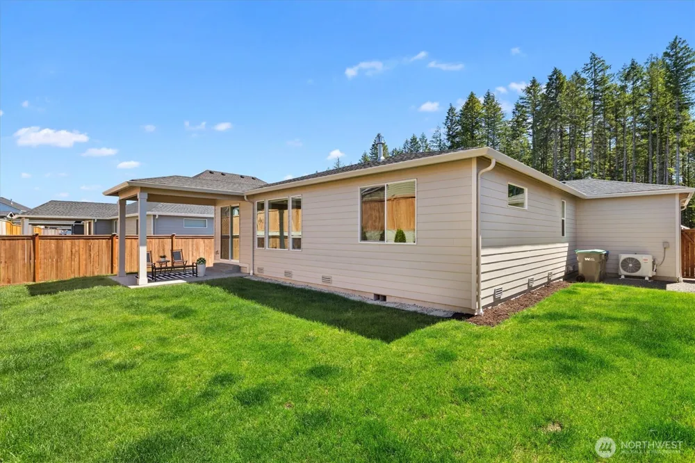 6392 Great Glen Road SW Port Orchard, WA 98367