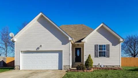208 Alysheba Ct