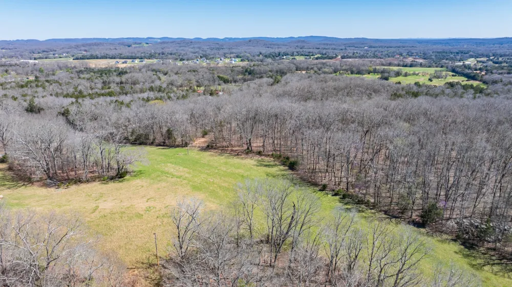 3562 Highway 431 Columbia, TN 38401