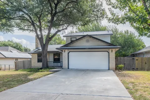 2103 Lancaster Gate Cove