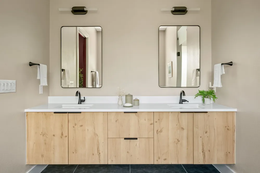 608 Brentwood Street #B Austin, TX 78752
