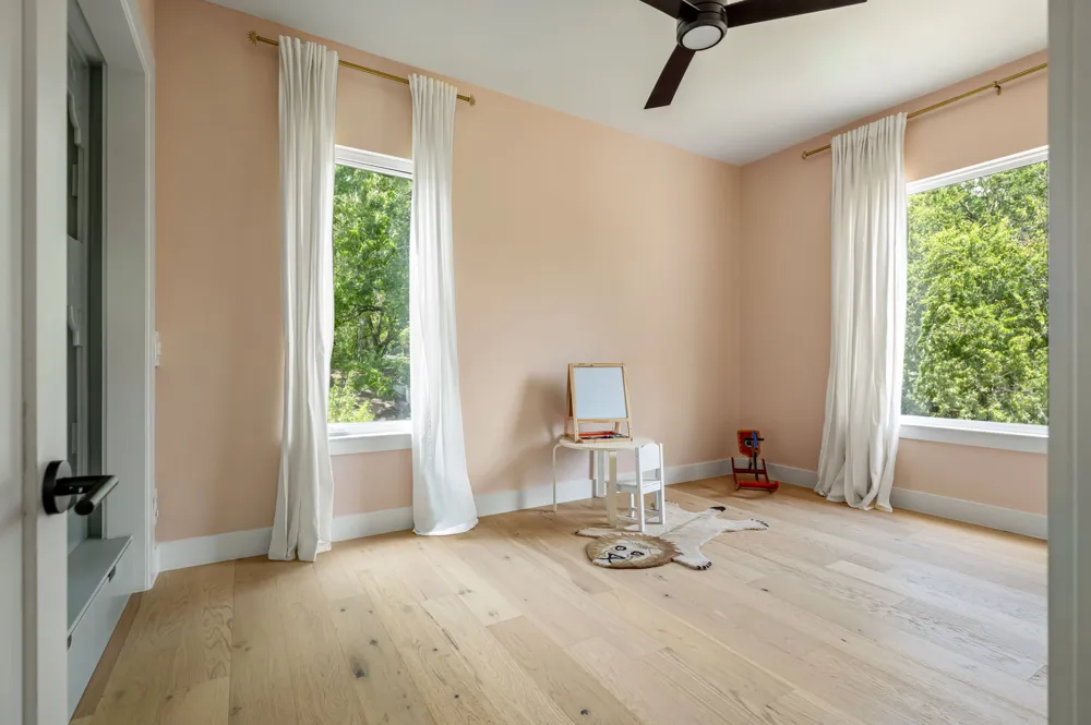 608 Brentwood Street #B Austin, TX 78752