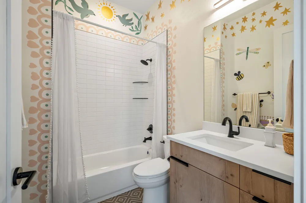 608 Brentwood Street #B Austin, TX 78752