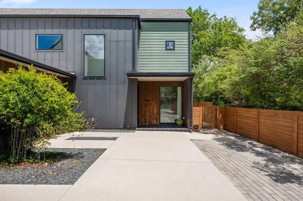 608 Brentwood Street #B Austin, TX 78752