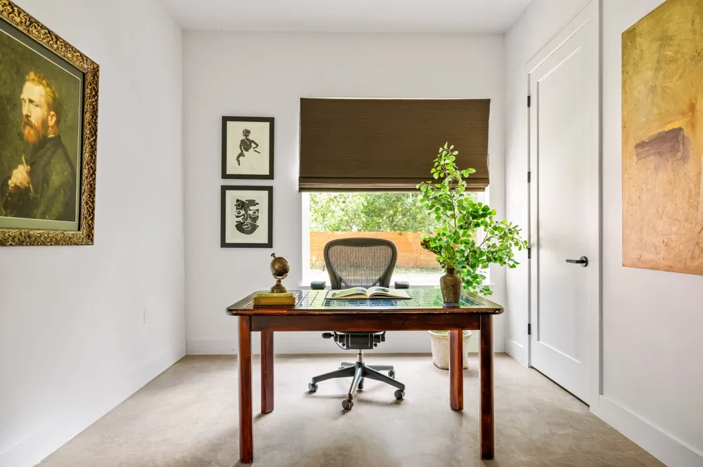 608 Brentwood Street #B Austin, TX 78752