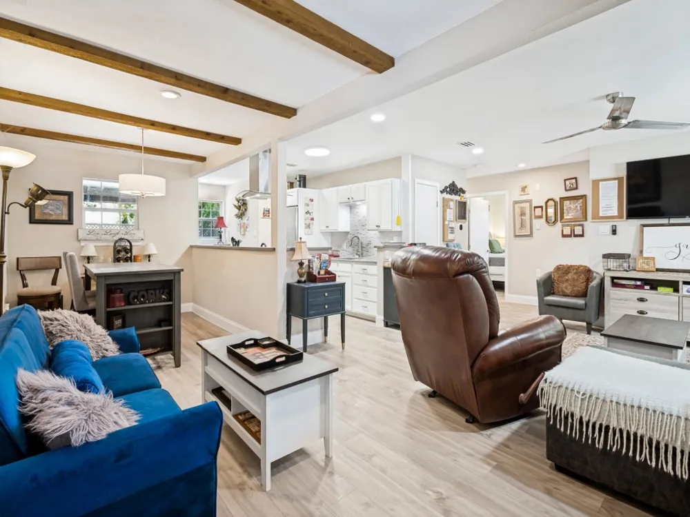 875 Lovers Lane Grapevine, TX 76051