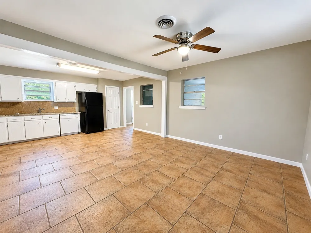 909 Avenue K Haskell, TX 79521
