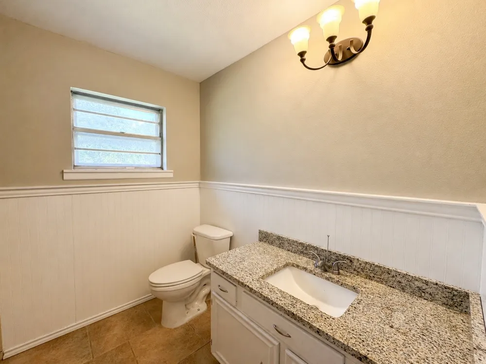 909 Avenue K Haskell, TX 79521
