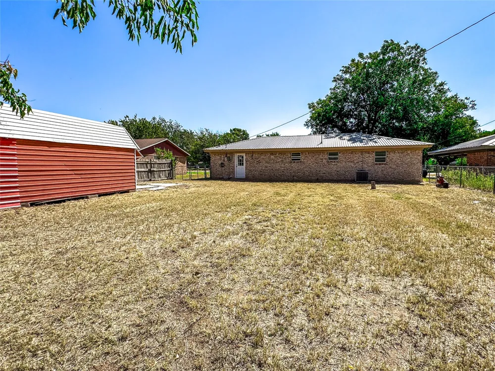 909 Avenue K Haskell, TX 79521