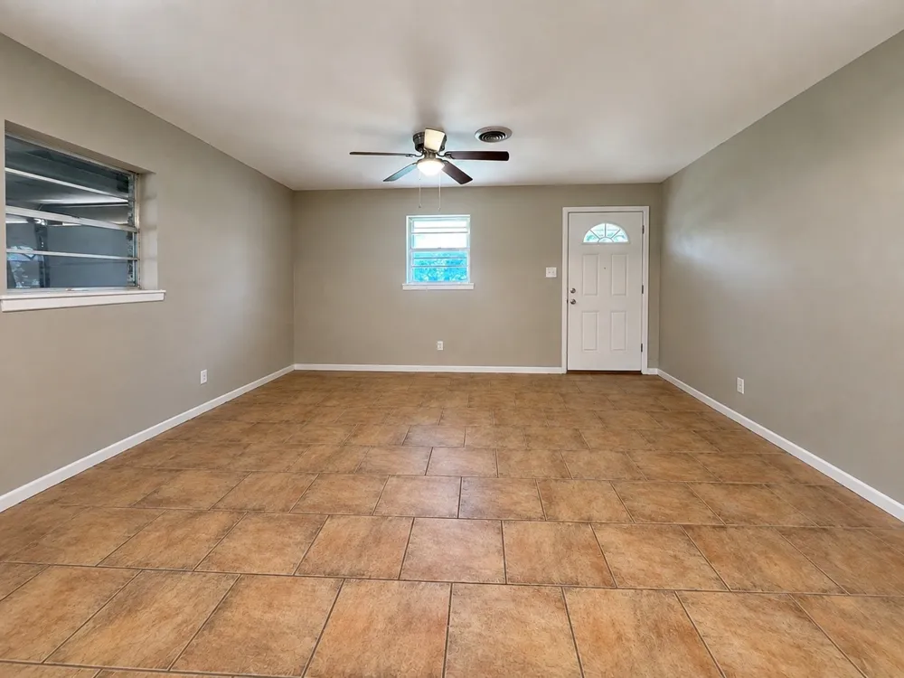 909 Avenue K Haskell, TX 79521