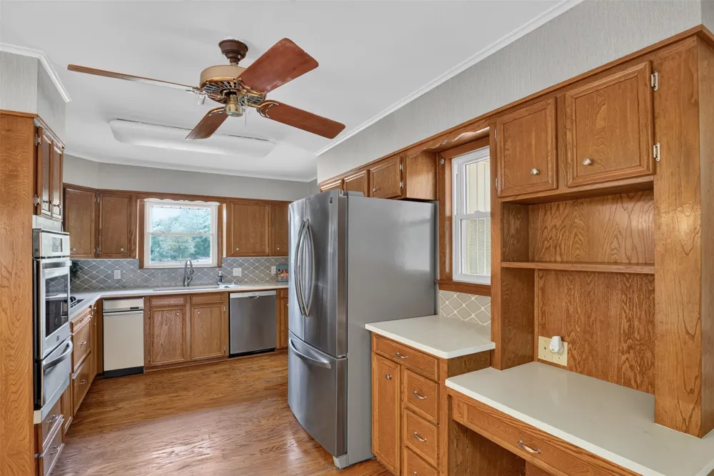 10610 Twin Oaks Road Keithville, LA 71047