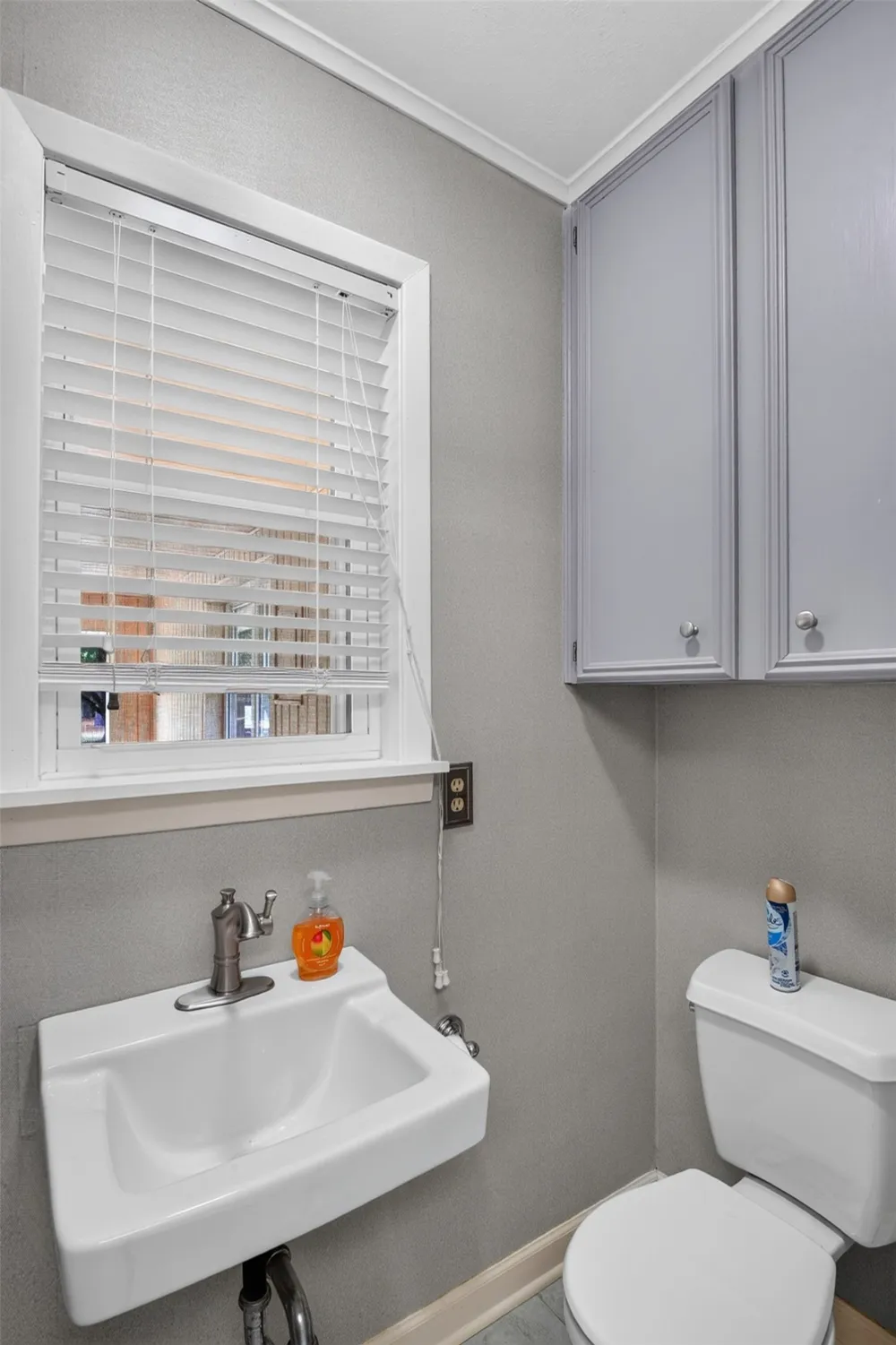 10610 Twin Oaks Road Keithville, LA 71047
