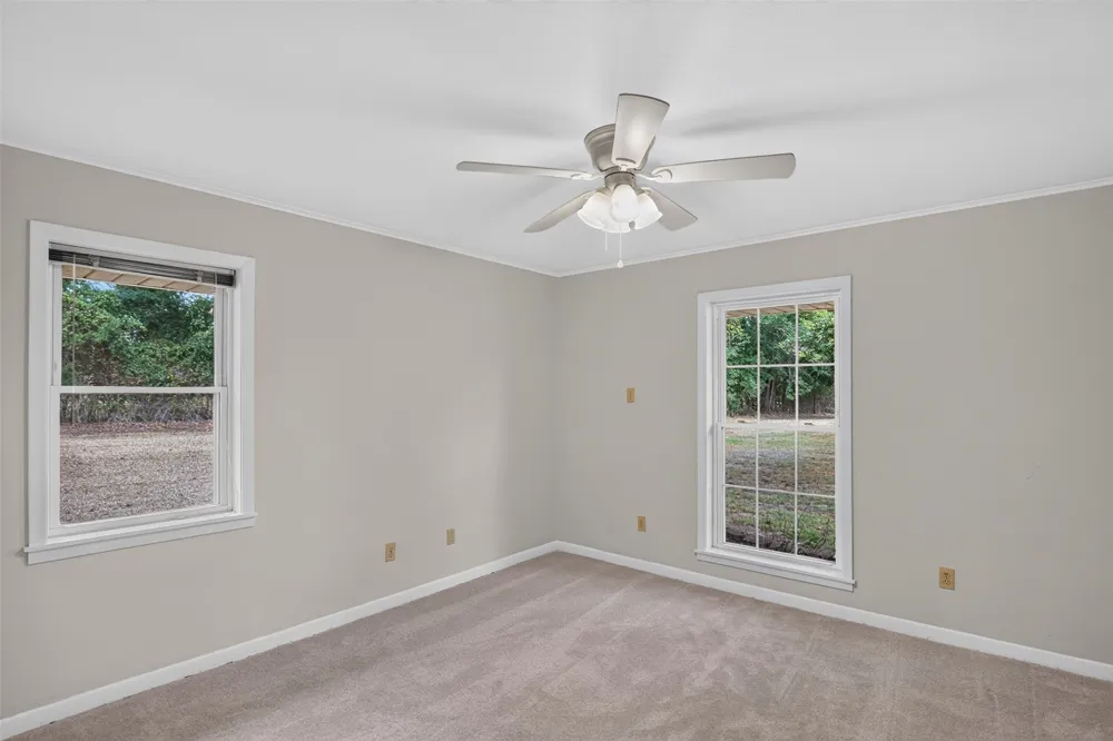 10610 Twin Oaks Road Keithville, LA 71047