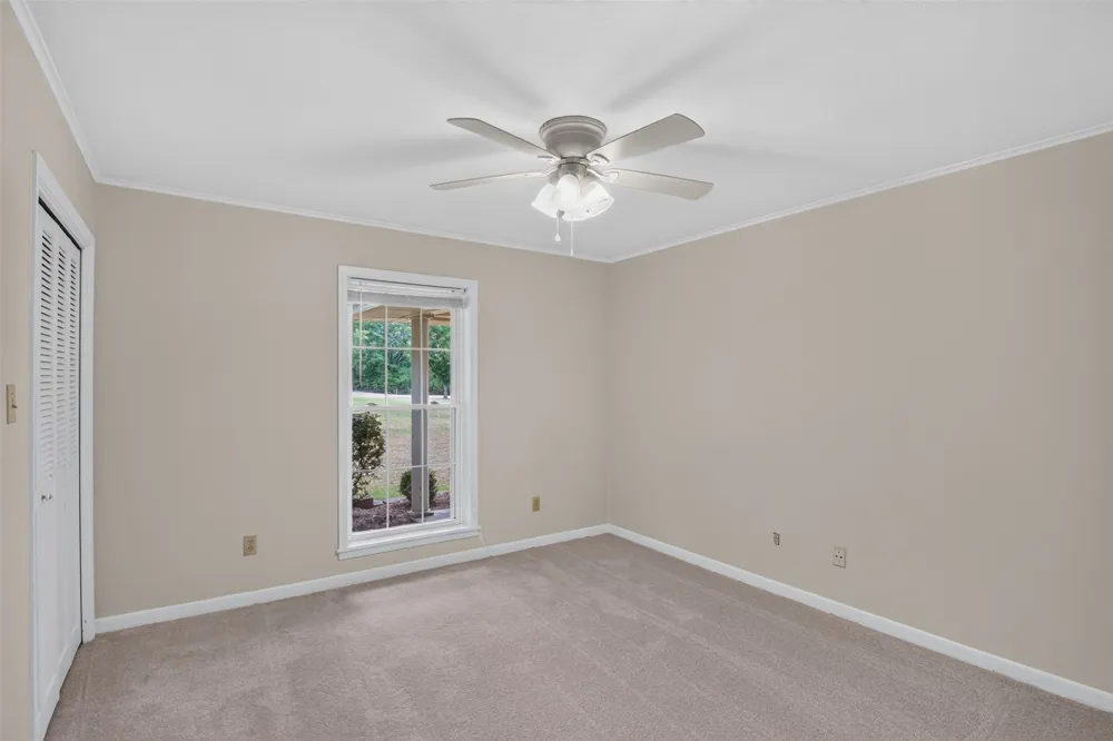 10610 Twin Oaks Road Keithville, LA 71047