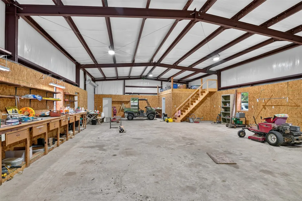 10610 Twin Oaks Road Keithville, LA 71047