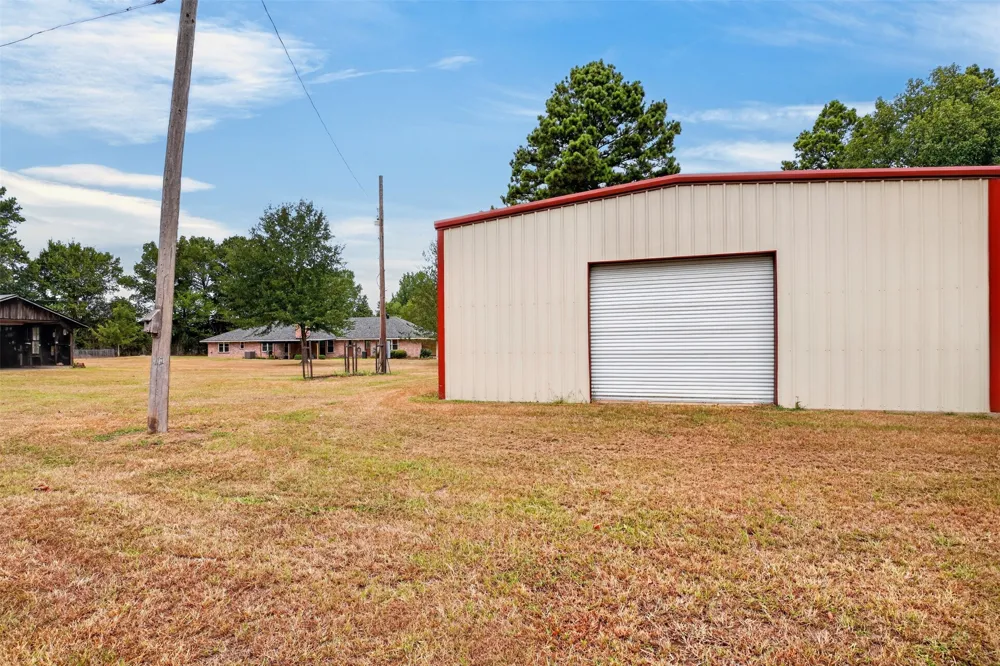 10610 Twin Oaks Road Keithville, LA 71047