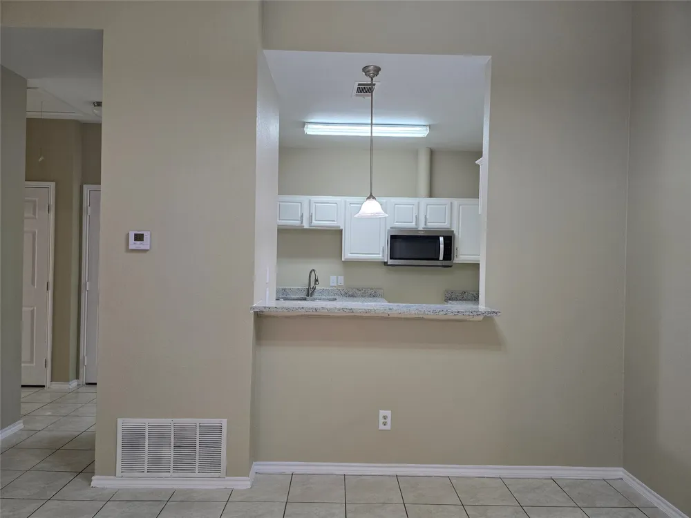 911 Lake Drive Grand Prairie, TX 75051