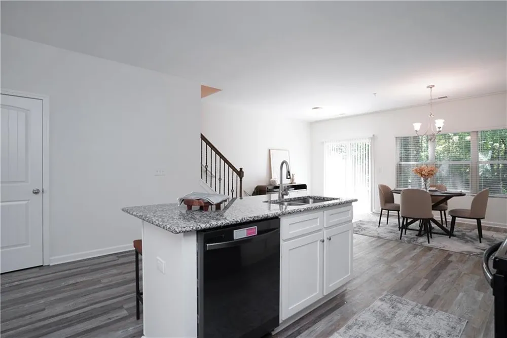 1565 Iris Walk Jonesboro, GA 30238
