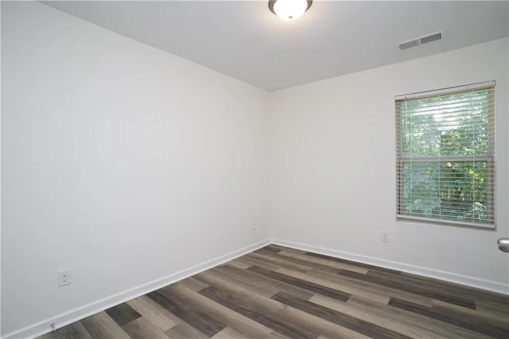 1565 Iris Walk Jonesboro, GA 30238