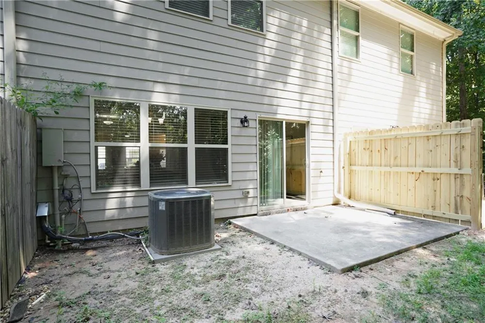 1565 Iris Walk Jonesboro, GA 30238