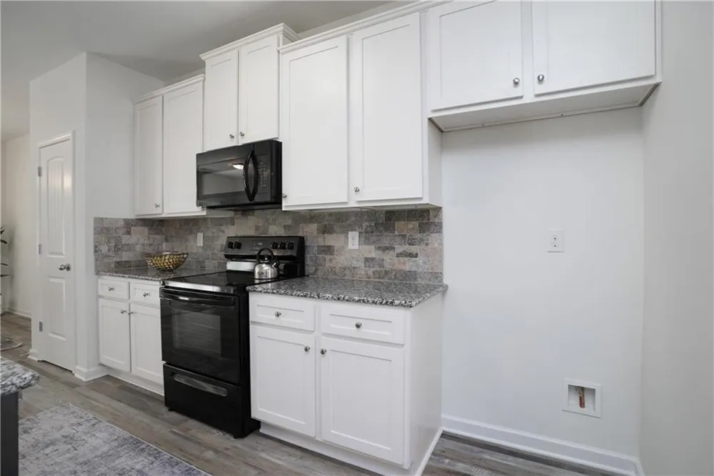 1565 Iris Walk Jonesboro, GA 30238