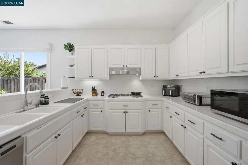 2420 Rushcreek Pl Vallejo, CA 94591