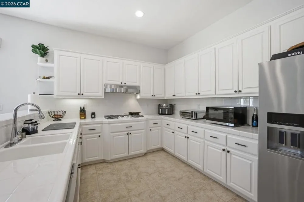 2420 Rushcreek Pl Vallejo, CA 94591