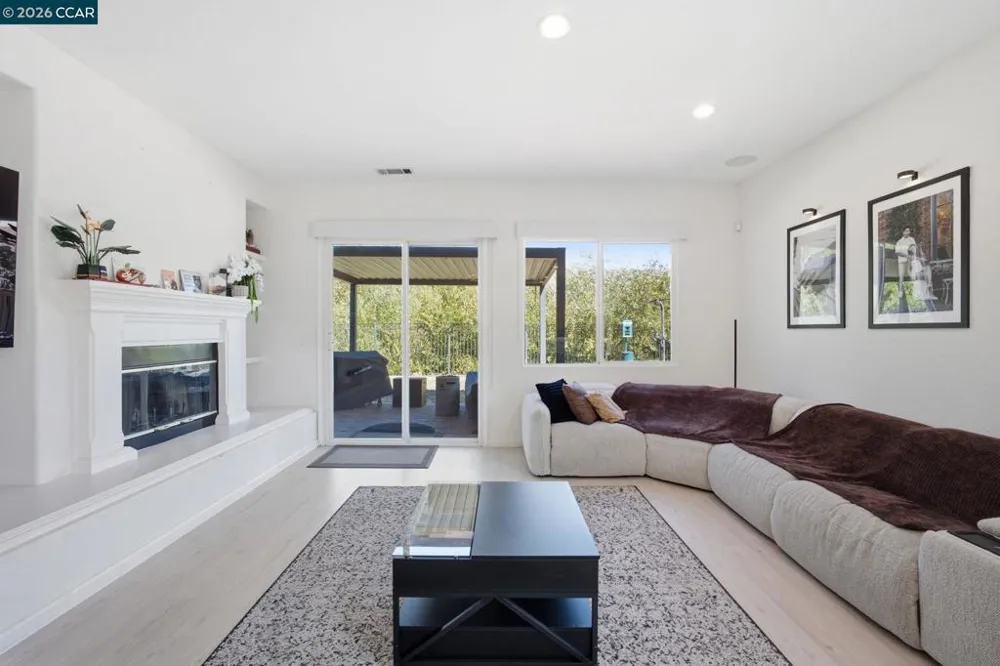 2420 Rushcreek Pl Vallejo, CA 94591