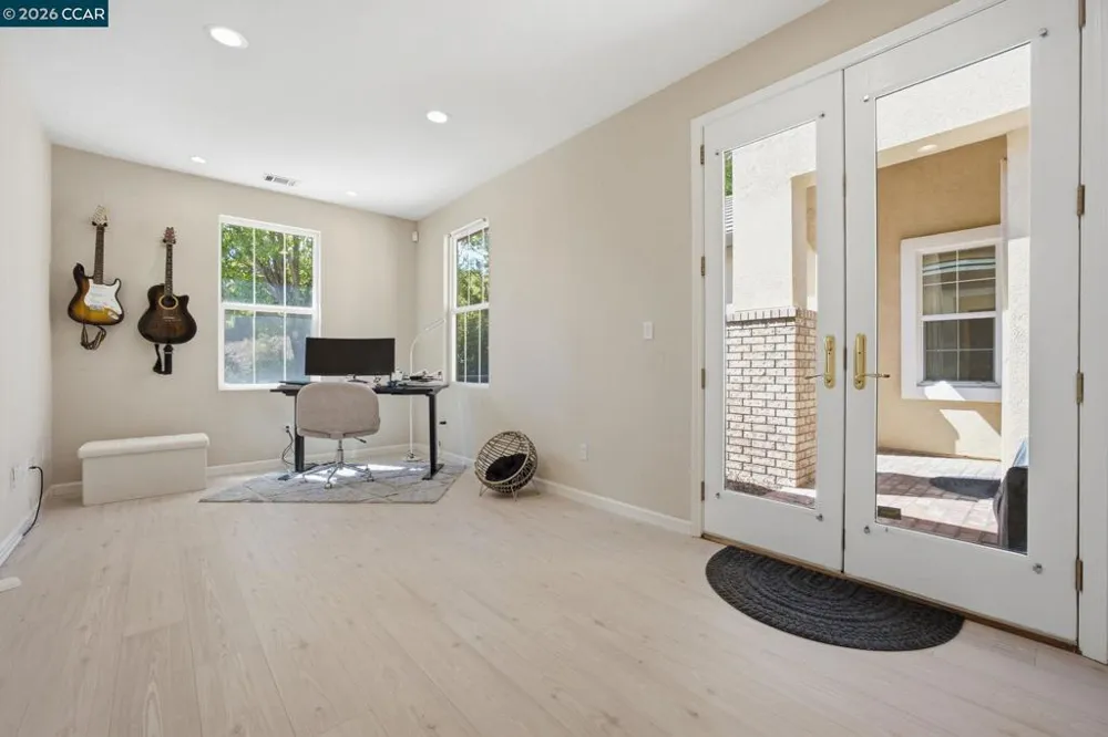 2420 Rushcreek Pl Vallejo, CA 94591