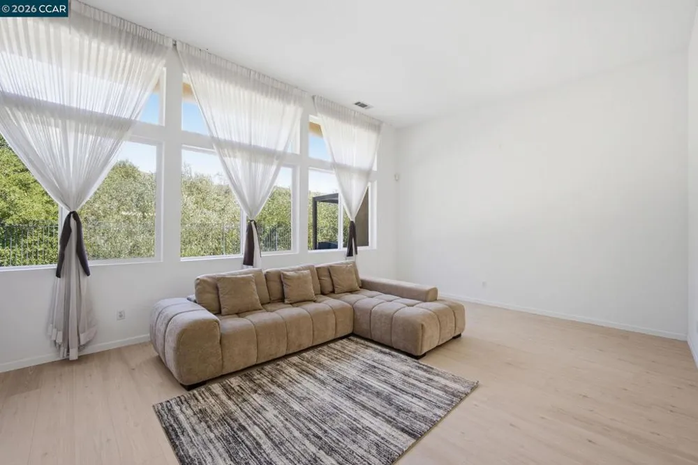 2420 Rushcreek Pl Vallejo, CA 94591