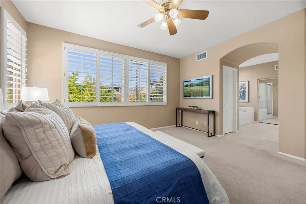 46 Whispering Pine Irvine, CA 92620