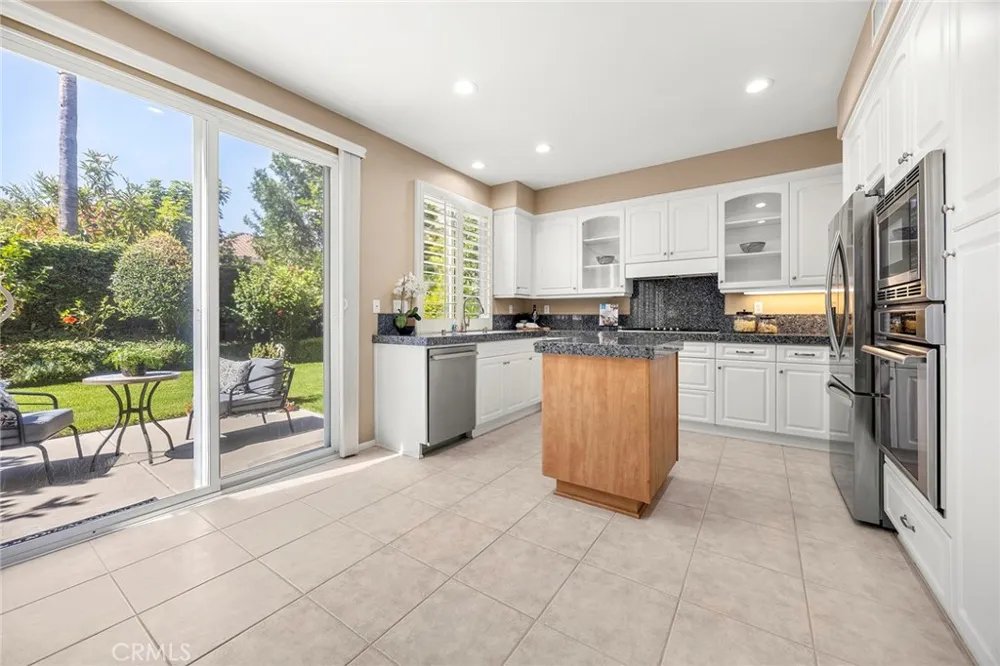 46 Whispering Pine Irvine, CA 92620