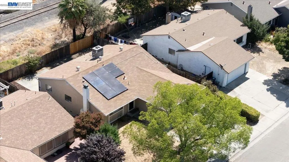 2650 Colony Dr Tracy, CA 95376