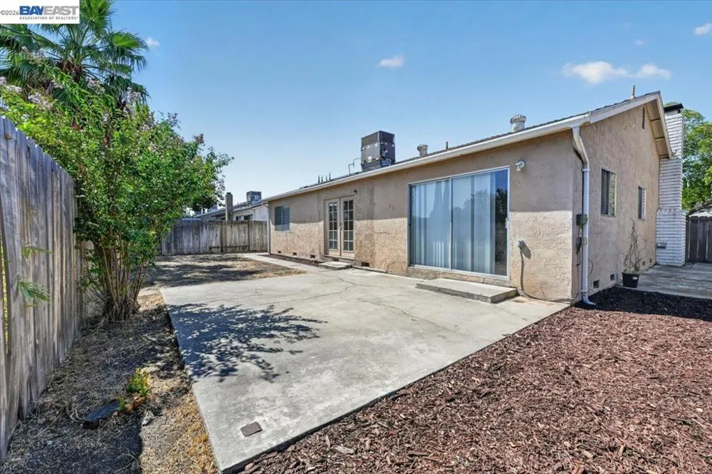 2650 Colony Dr Tracy, CA 95376