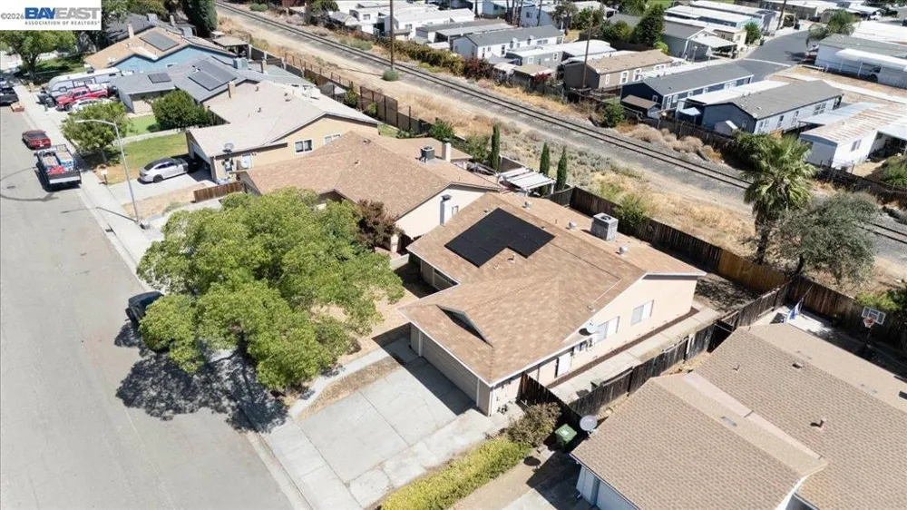 2650 Colony Dr Tracy, CA 95376
