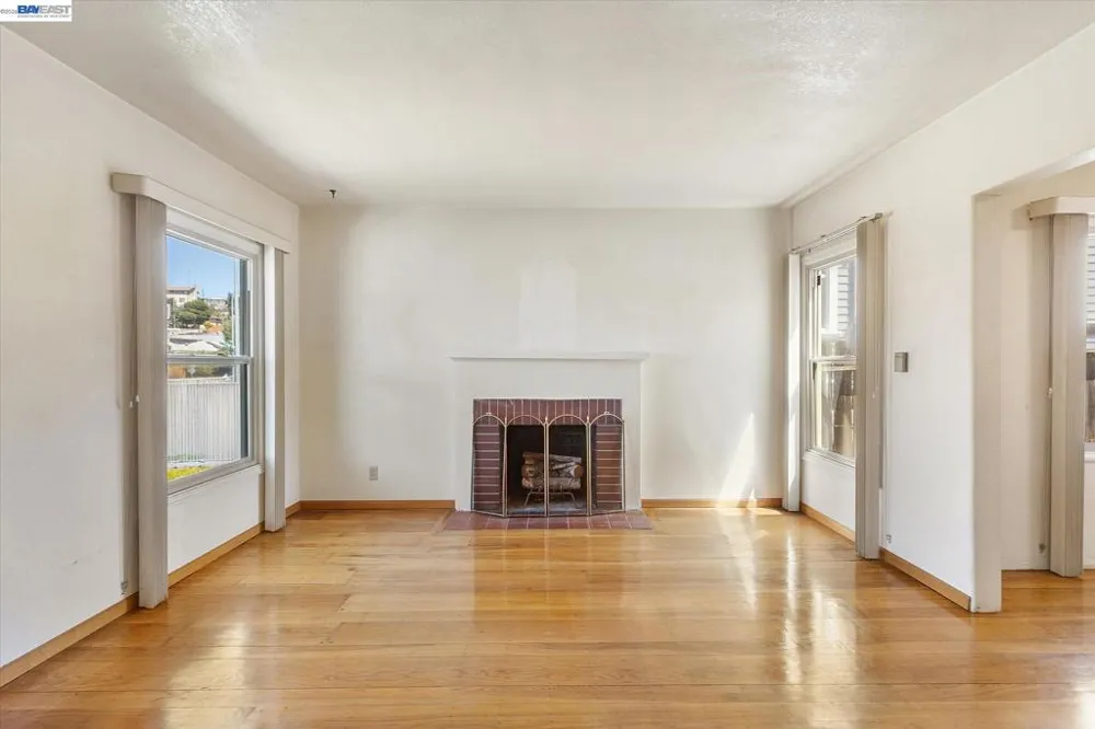 2518 98Th Ave Oakland, CA 94605