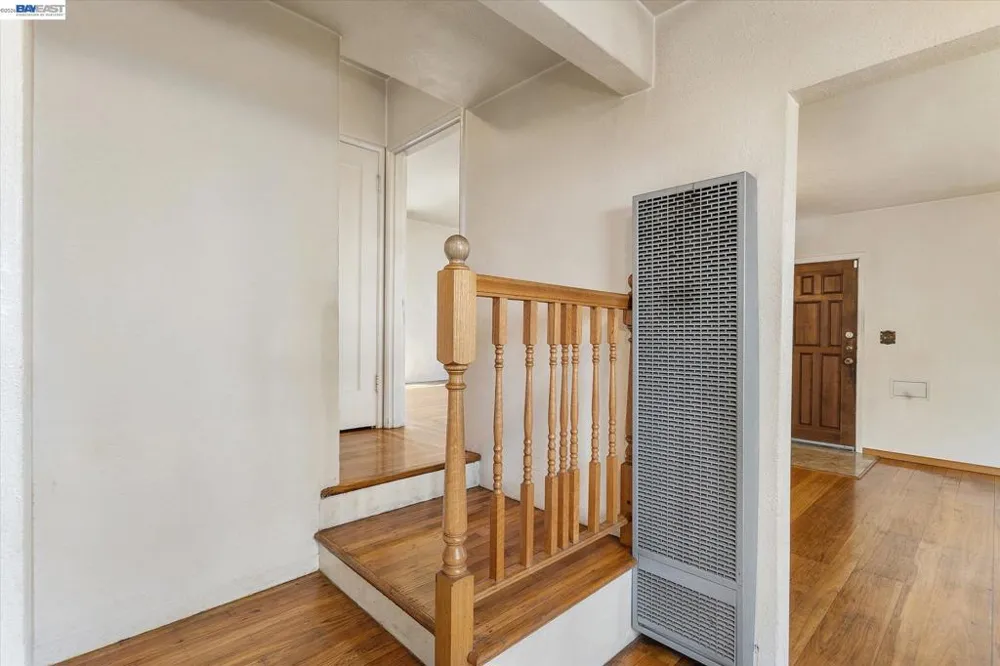 2518 98Th Ave Oakland, CA 94605