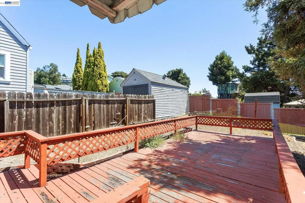 2518 98Th Ave Oakland, CA 94605