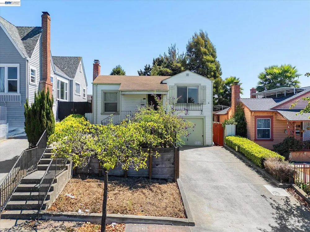2518 98Th Ave Oakland, CA 94605
