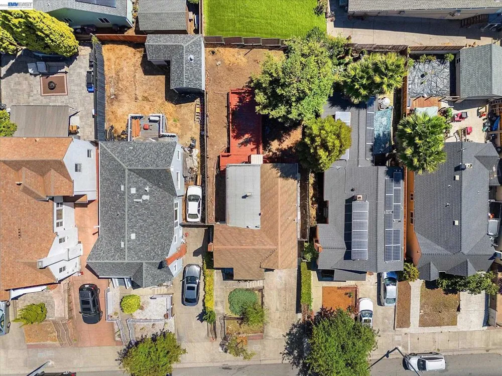 2518 98Th Ave Oakland, CA 94605