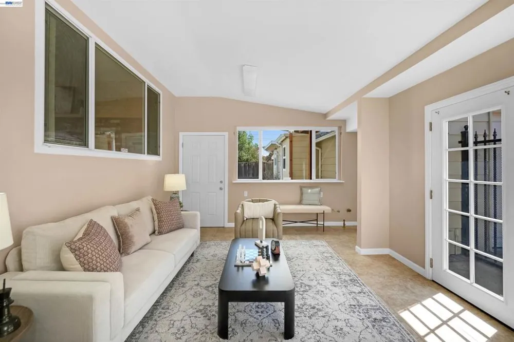 2016 Bancroft Ave San Leandro, CA 94577