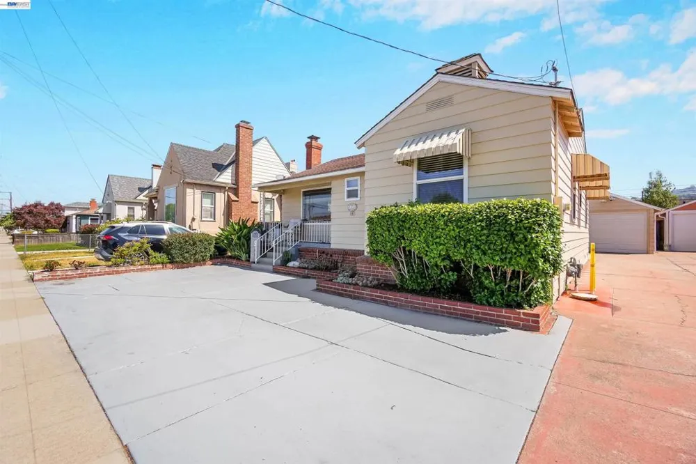 2016 Bancroft Ave San Leandro, CA 94577