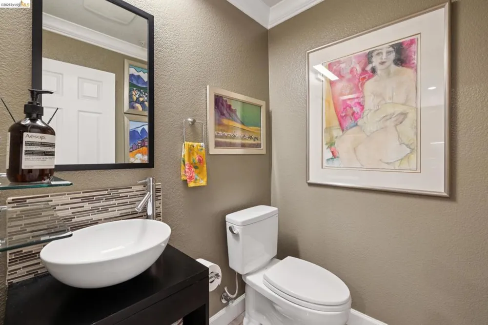 3207 Jetty Dr Richmond, CA 94804