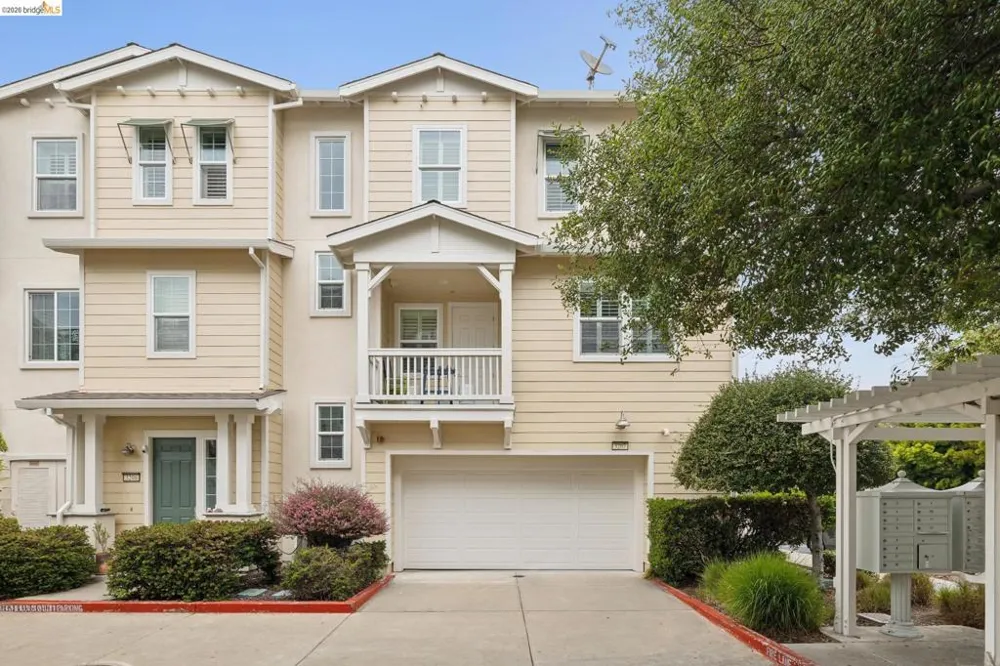 3207 Jetty Dr Richmond, CA 94804