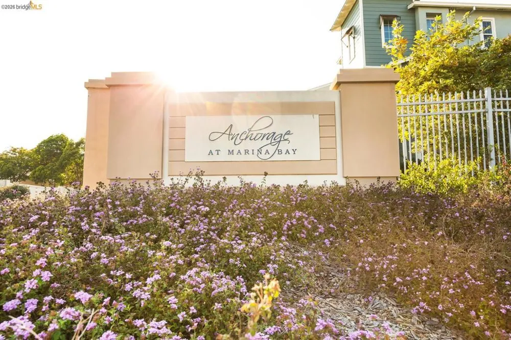 3207 Jetty Dr Richmond, CA 94804