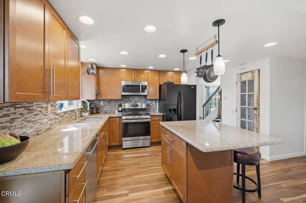 1857 Montgomery Avenue Ventura, CA 93004