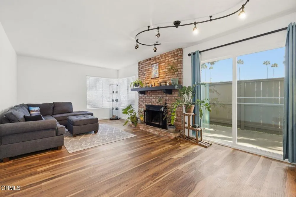 1857 Montgomery Avenue Ventura, CA 93004