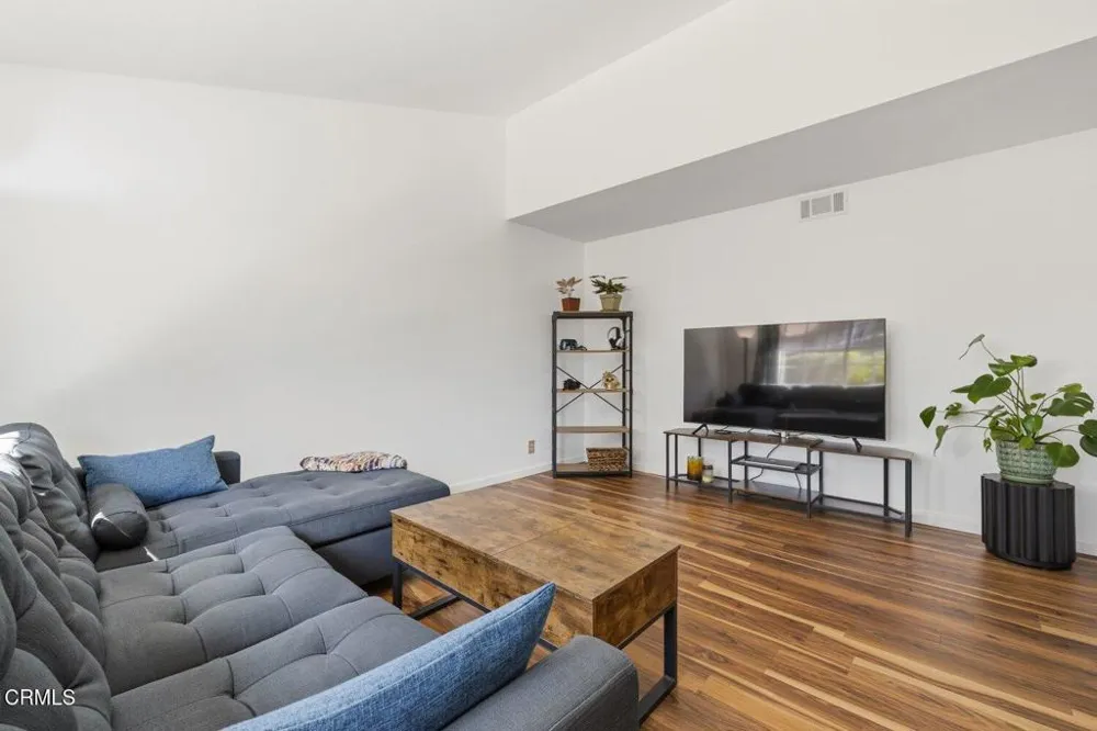 1857 Montgomery Avenue Ventura, CA 93004