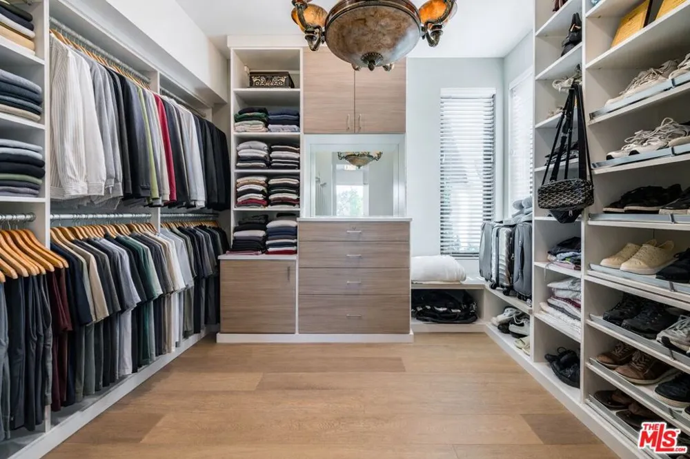 8545 Charl Lane Los Angeles, CA 90046